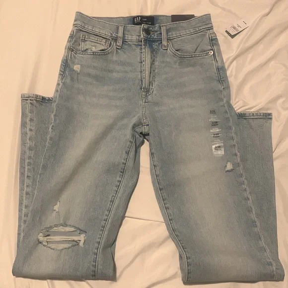 Gap jeans, new with tags, size 26, high rise, flare - Picture 4 of 4